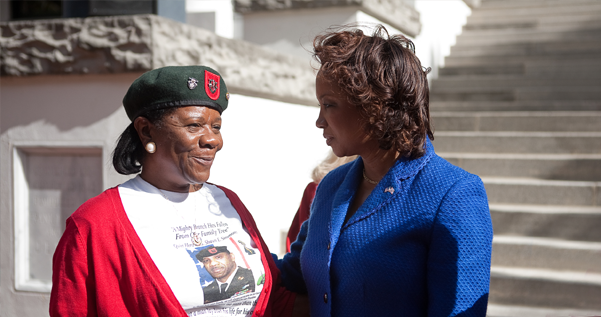 Jennifer comforts a mother who lost her son in Afghanistan